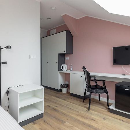 Ae Hostel Nowy Swiat Warsaw Exterior photo